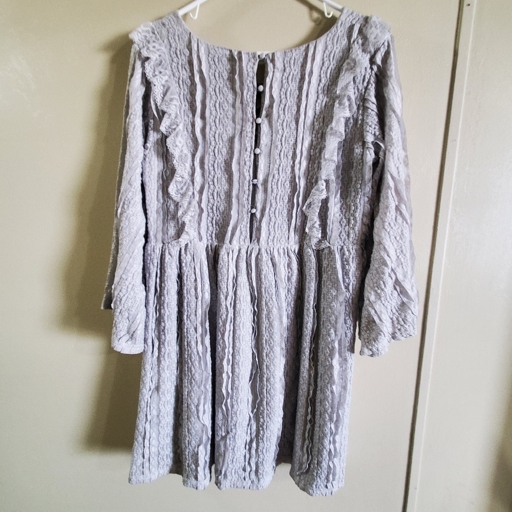 POL Run Down grey mini dress. Boho. Sz med. Lace vneck - Picture 11 of 14